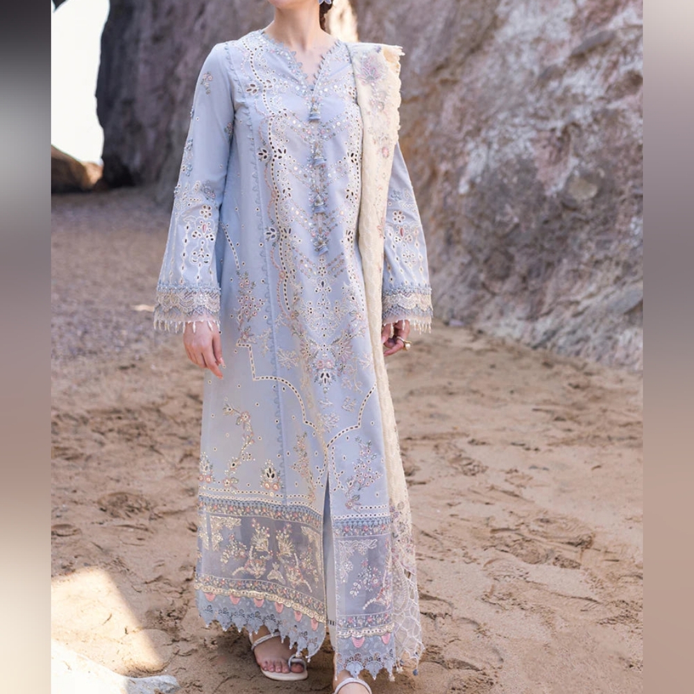 NWT Qalamkar Powder Blue Lawn 3 Piece Stitched Outfit Medium